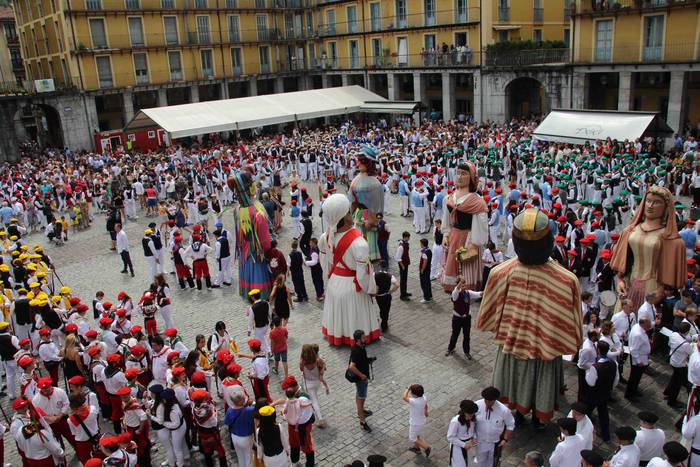 San Joan egunaren ongietorri 90 1561390864028