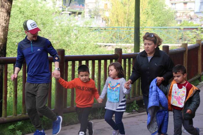 Txikienek eman diote hauspoa 15 1555155529605