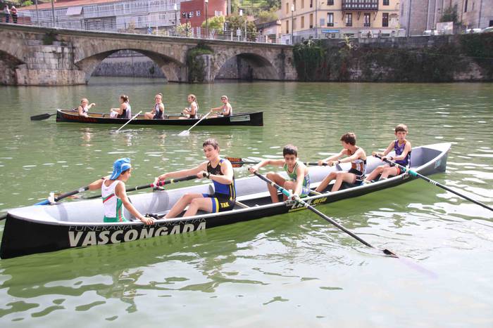 Arraunean, elkartasunez 161 1568479700323