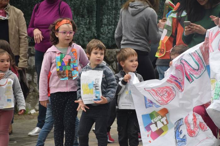 Euskararen ekilibristak 246 1491303528674