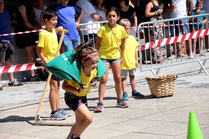 Belaunaldi berrien sasoia, f 7 1566652542858