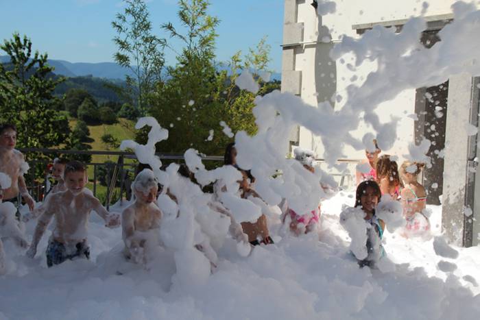 Festen azken eguna aprobetxatzen 16 1467555529403