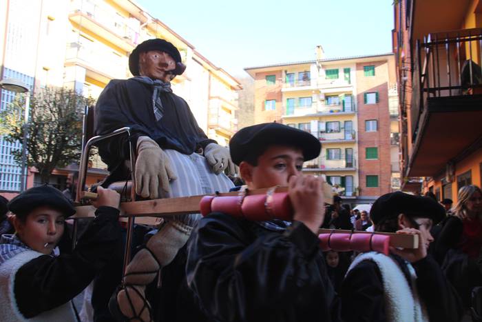 Gabon eskea eta olentzero 2015 35 1450964178015