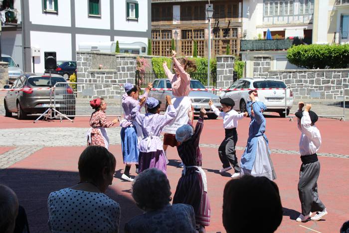 Giro onean ospatu dute Erret 14 1497796625111