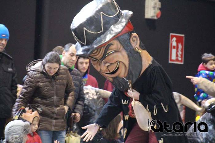 Txikiak handien miresle  8 1518270390495