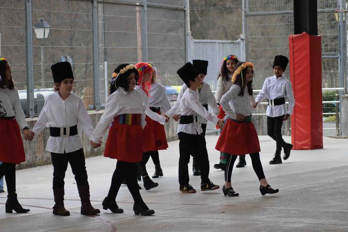 Inauteriak 22, eskolak 52 1645963571844