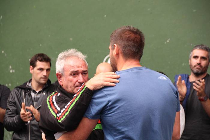 Eskerrik asko, Batis 84 1505571702134