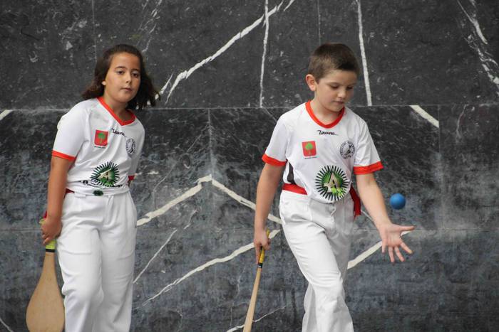 Gaur, frontisa festaleku 14 1565436480717