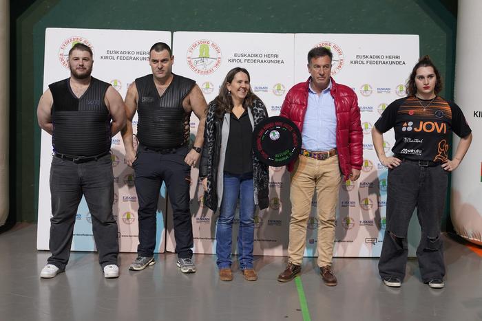 Igandea iristeko gogoz