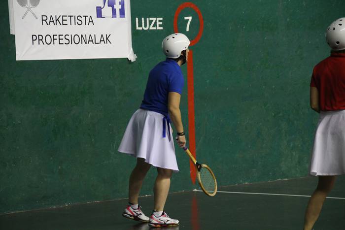 Emakume, raketista eta profe 79 1511035474102