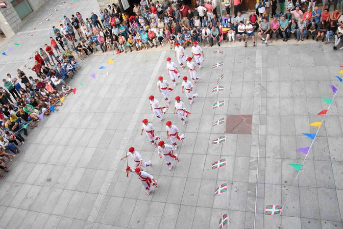 berastegi jaiak soka dantza 7 1533937479324