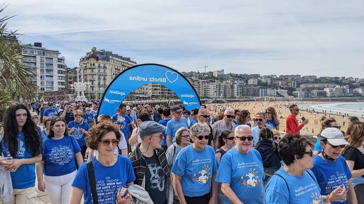 Autismoaren errealitatea herritarrei gerturatuko die Urdinduz ekimenak