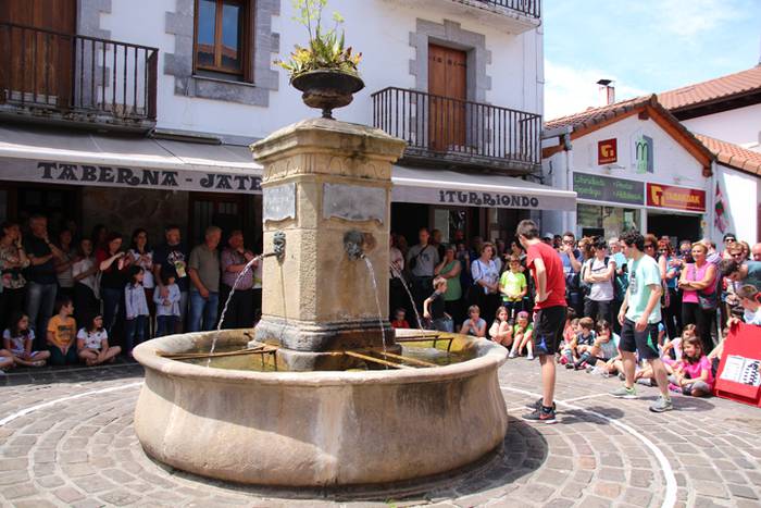 Muskerraren eguna Asteasun 39 1495373444302