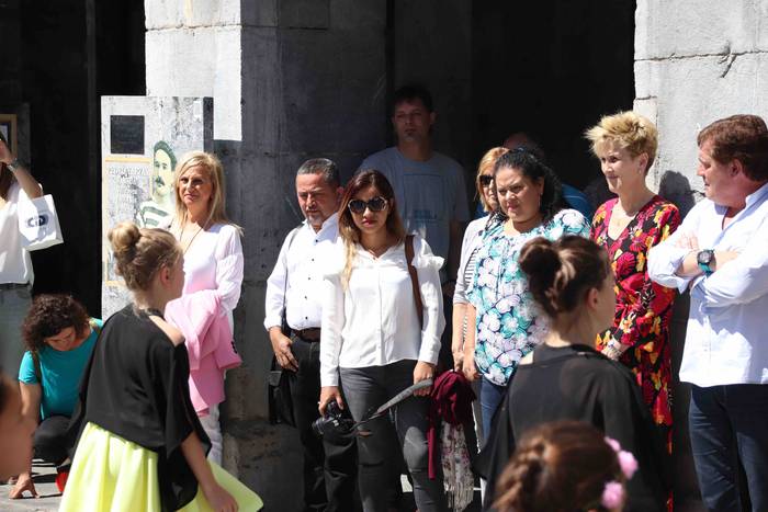 Senidetze Eguna Segundo Mont 6 1559413901372