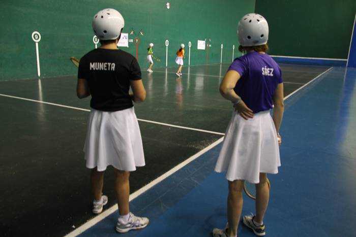 Emakume, raketista eta profe 14 1511035069148