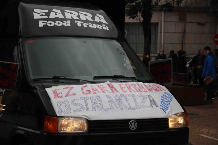 Ostalaritza Aurrera kotxe ka 13 1612011925711