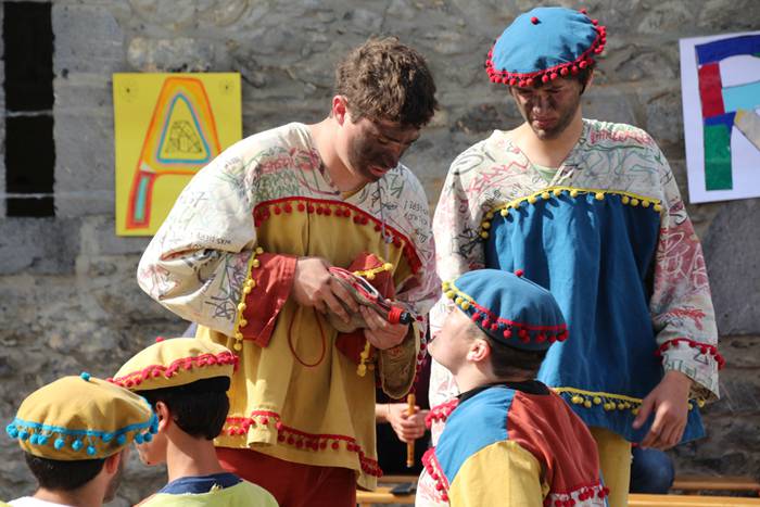 Dantza, kantua eta antzerkia 37 1494179284585