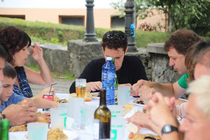 Paellaren bueltan, San Esteb 13 1502038548446