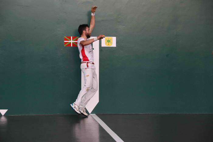 Behar Zana Bertso Pilota 75+ 14 1651349698034