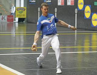 Artolak ez du asteburuan jokatuko, eta Peña II.a izango da bere ordezkoa