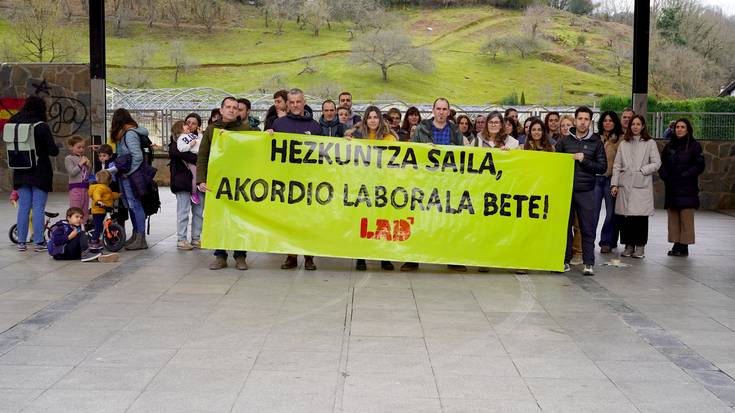 Lan akordioa bete dadila eskatu dute ikastoletako langileek