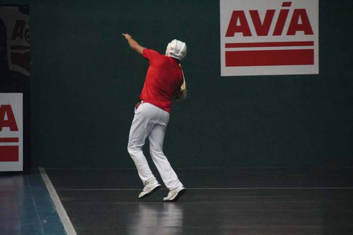 ZESTA PUNTA ELOLAREN OROIMEN 23 1512735406319