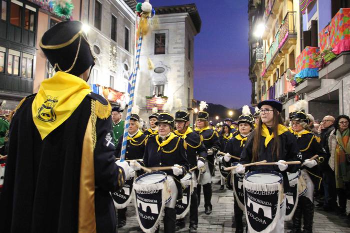 Danbor hotsen eguna 48 1582405372387