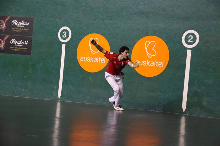 Altuna III eta Artola, Beoti 32 1550428421330