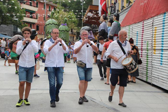 Morea nagusi plazan eta balk 32 1503489280530