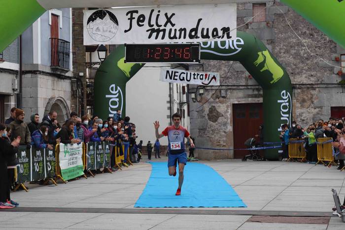 Hodei Samaniego eta Leire Ba 15 1644162084323