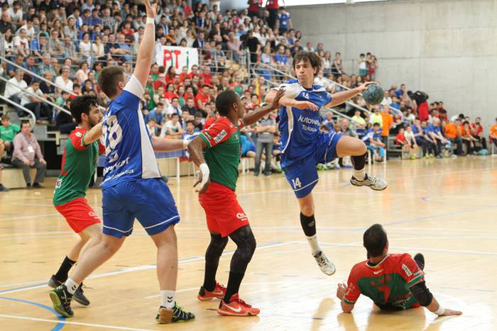 tolosa eskubaloia igoera 2016 2 100 1464471185802