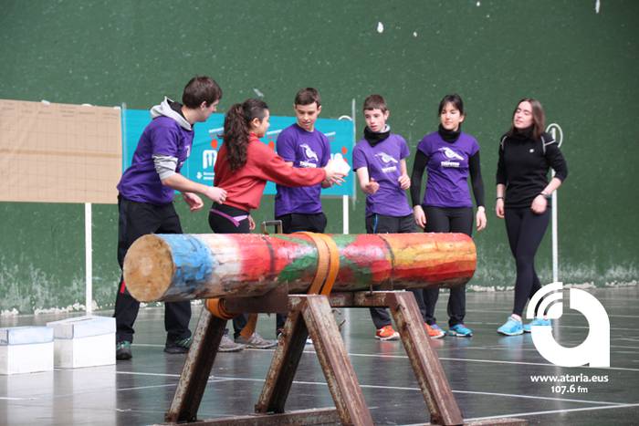 GURE ESKU DAGO FESTA AIZTOND 2 1488632970737