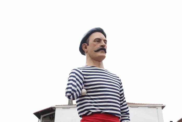 Jendetsua izaten ari da Erro 52 1659205850790