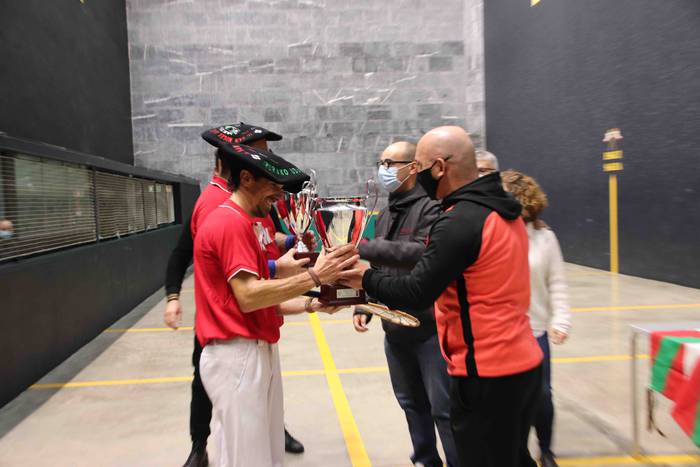 Etxean gelditu da txapela 41 1601747578448