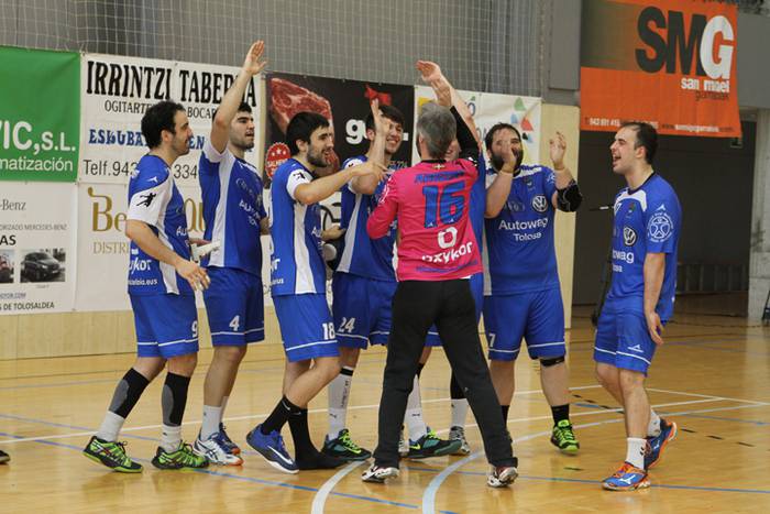 tolosa eskubaloia igoera 2016 4 64 1464535630504