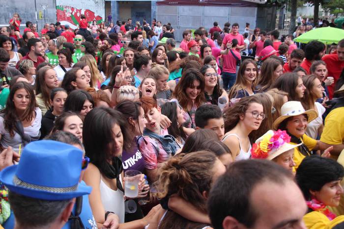 Ez dago pareko girorik 140 1532802882184