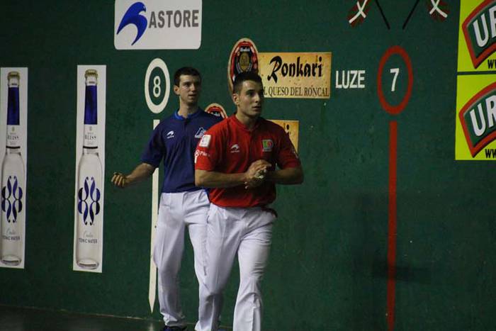 ALTUNA BINAKAKO TXAPELKETA 20 1512761314942