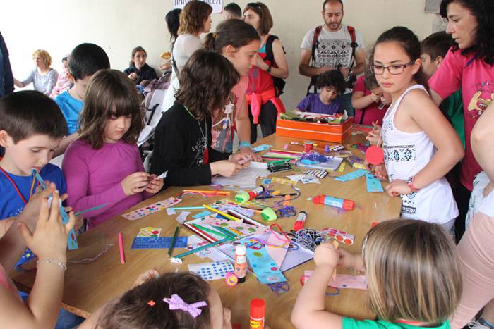 Ikaztegietako Eskola Txikiak Festa 31 1465744468059