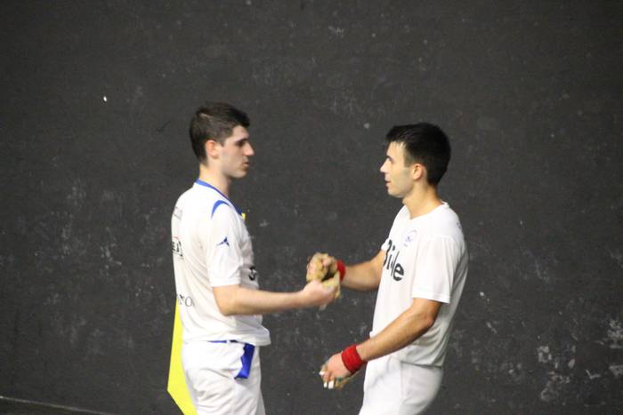 Amezketako eta Zizurkilgo pilota txapelketetako final-laurdenak jokoan