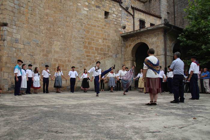 «Mila esker Migelmari!» 12 1561811661071