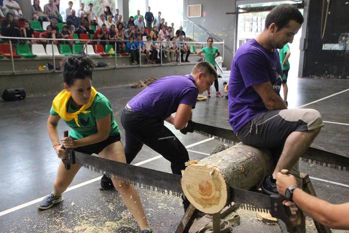 Frontoia, erakustaldiaren ba 32 1502818219454