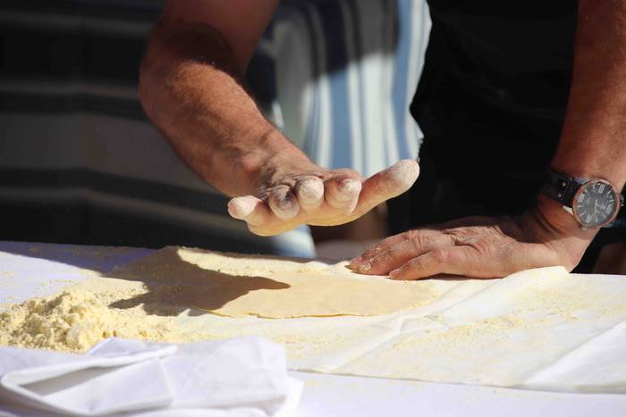 Argazki kamerak eskuan hartu 10 1569759109491