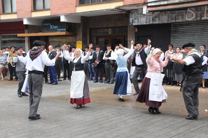 Udaberri Dantza Dezagun Tolo 51 1504963283591