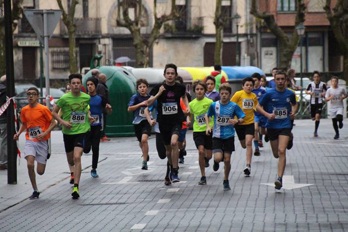 700 haur inguru XXXI. Ero Et 6 1516541865678