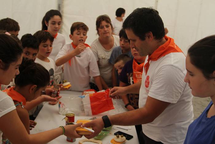 Alliriko jaietako egun handia 10 1474723571579