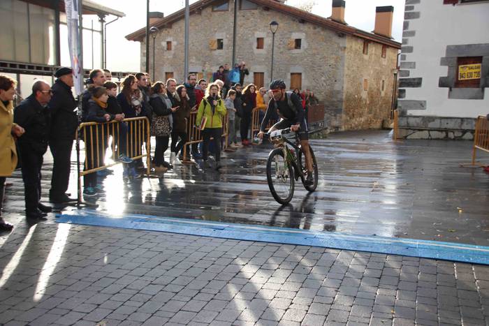 Eneko Gurrutxaga, Adunan ira 5 1574532548852