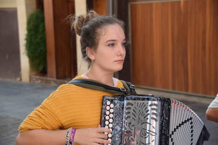 Jendetza mugitzen duen eguna 73 1538314078248