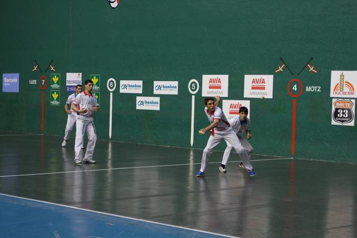 Migel Soroa esku pilota txap 2 1488654779318