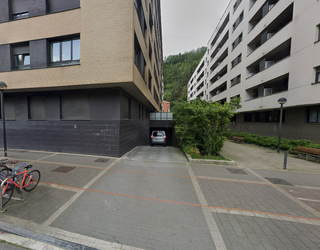 Arrillaga plazako garajea emakidan eskatzeko epea luzatu dute