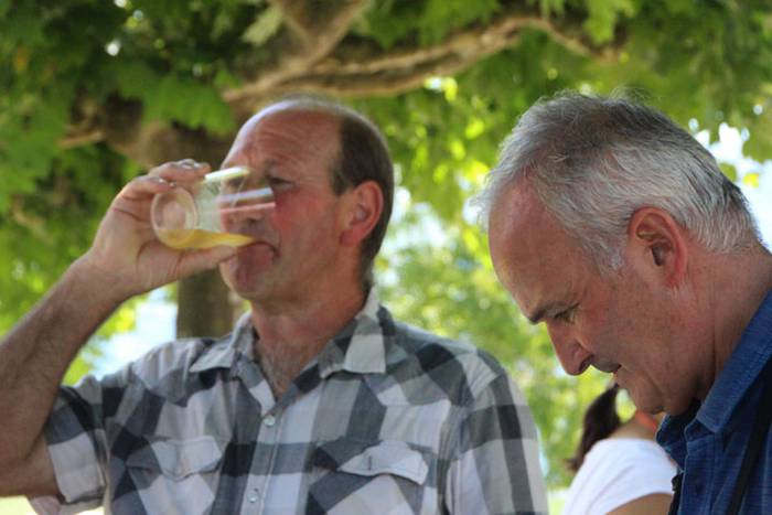 Itzalean jarri eta txotx 17 1471283763705